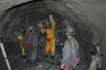 资阳工程爆破中的危险因素分析以及应对工程爆破危险的措施